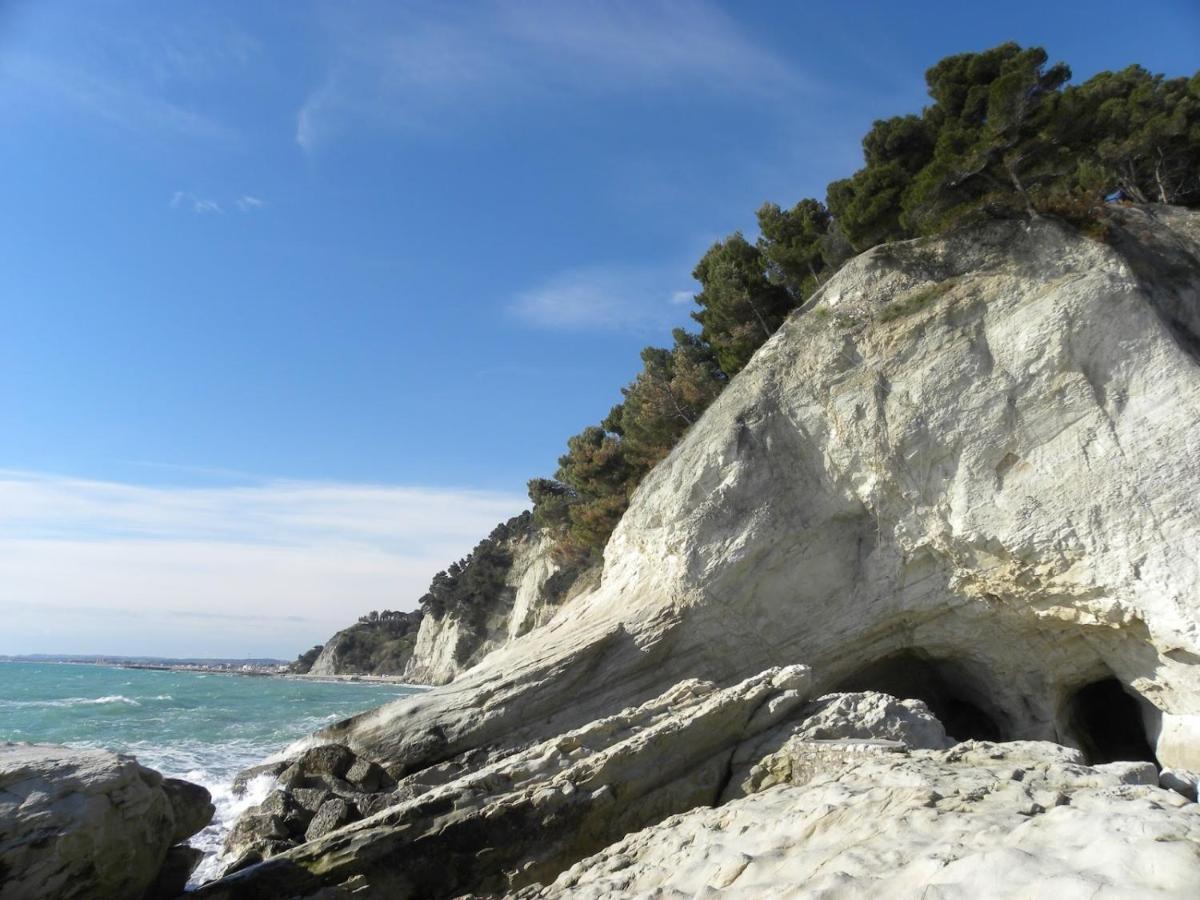 Mare di Stelle Bed and Breakfast Sirolo Esterno foto