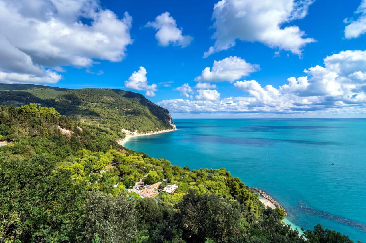 Mare di Stelle Bed and Breakfast Sirolo Esterno foto